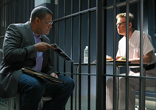 Still of Laurence Fishburne and Bill Irwin in CSI kriminalistai (2000)