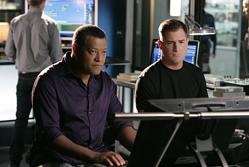 Still of Laurence Fishburne and Eric Szmanda in CSI kriminalistai (2000)