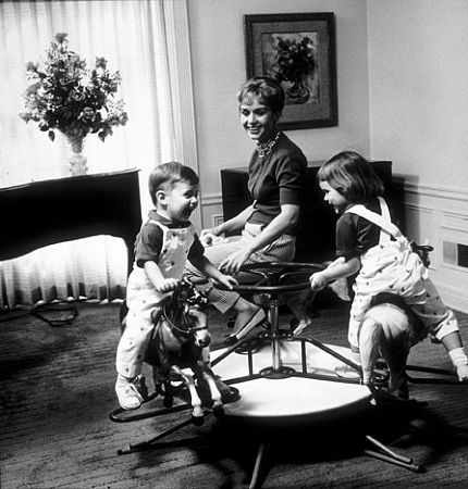 Debbie Reynolds with her son, Todd, and daughter, Carrie, at home in Los Angeles, CA, 1960.