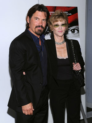 Jane Fonda and Josh Brolin at event of The Tillman Story (2010)
