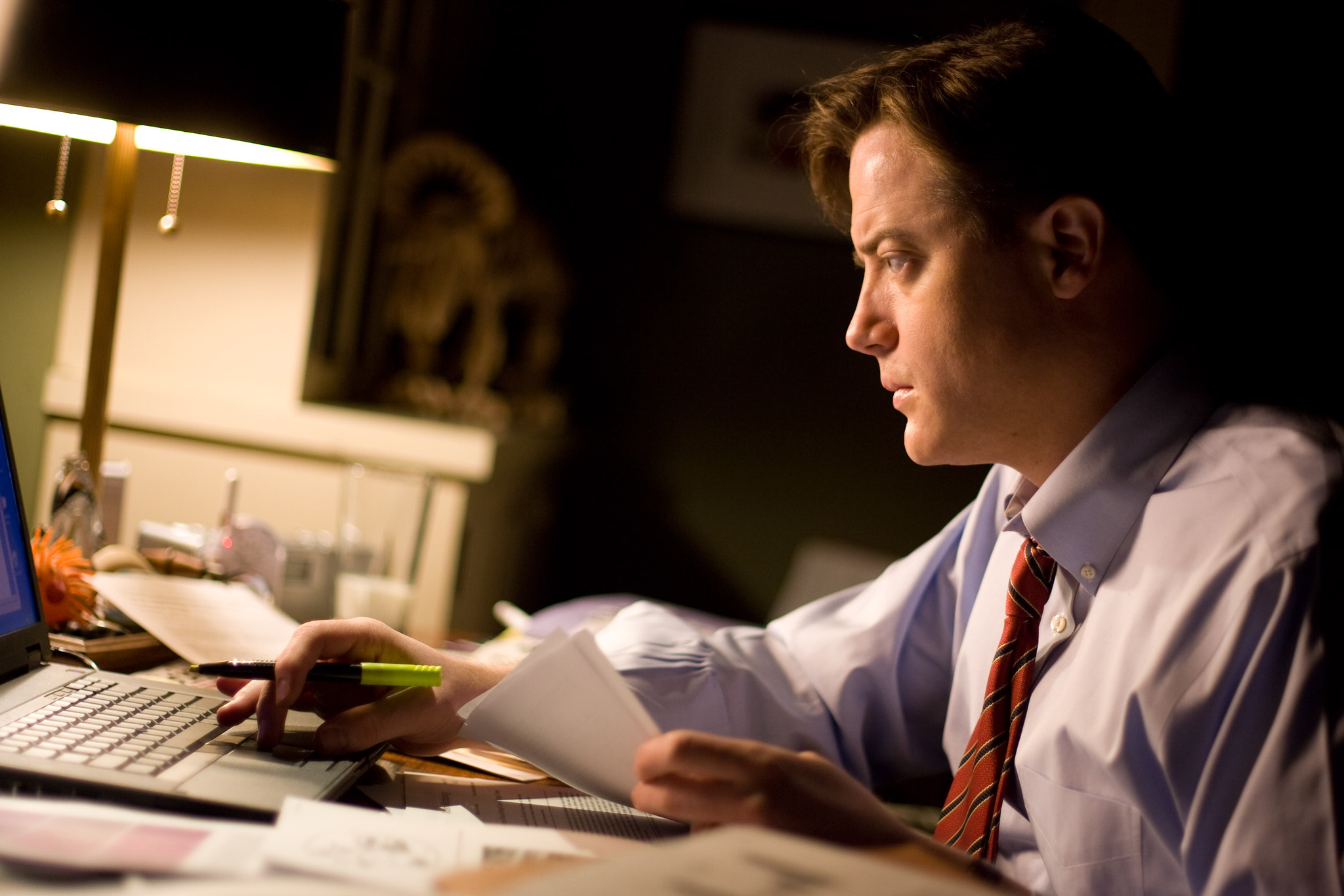 Still of Brendan Fraser in Krastutines priemones (2010)