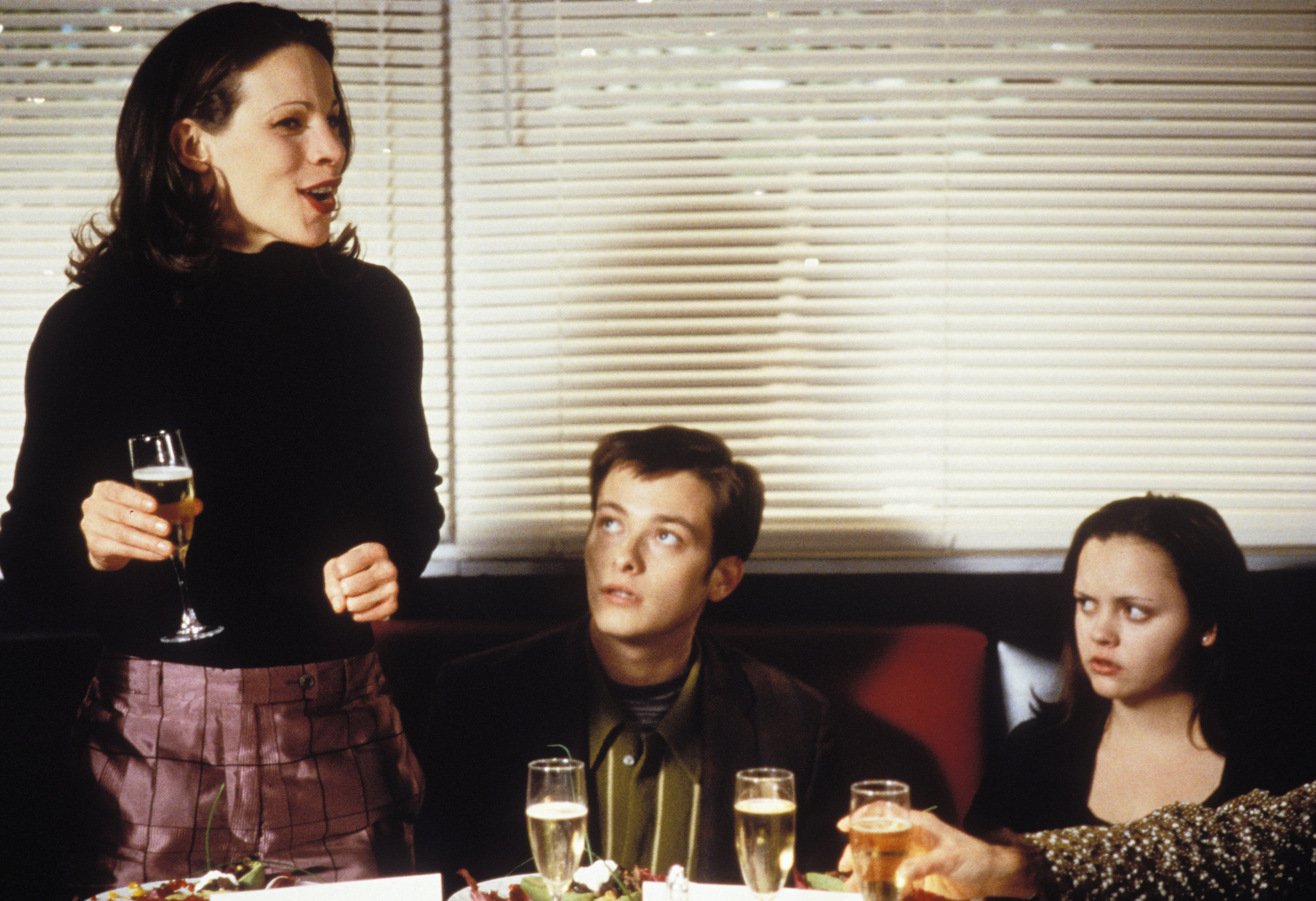 Still of Christina Ricci, Edward Furlong and Lili Taylor in Pecker (1998)