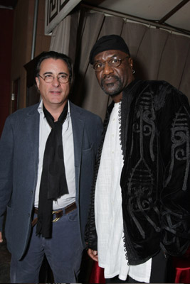 Andy Garcia and Delroy Lindo at event of This Christmas (2007)