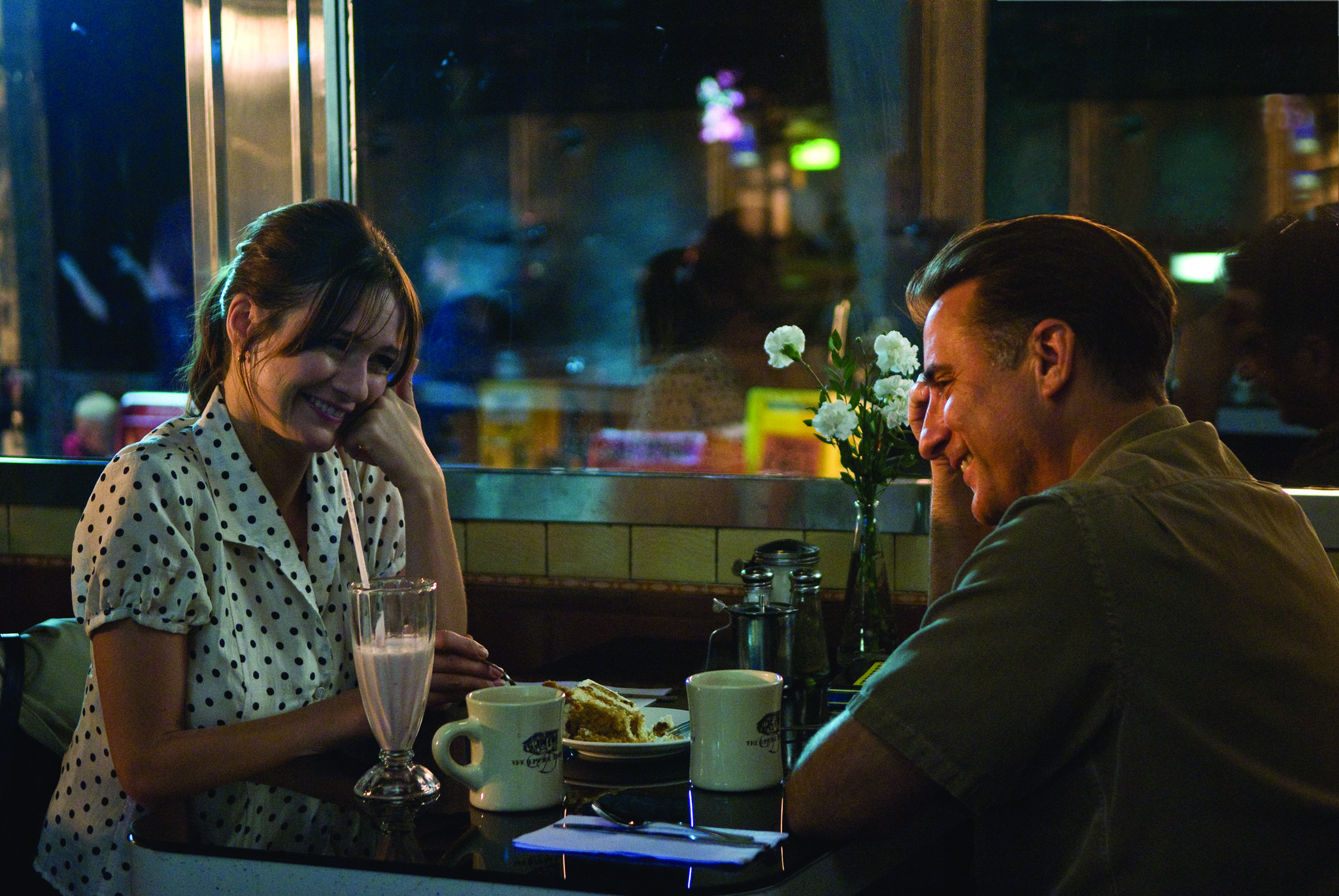 Still of Andy Garcia and Emily Mortimer in City Island (2009)