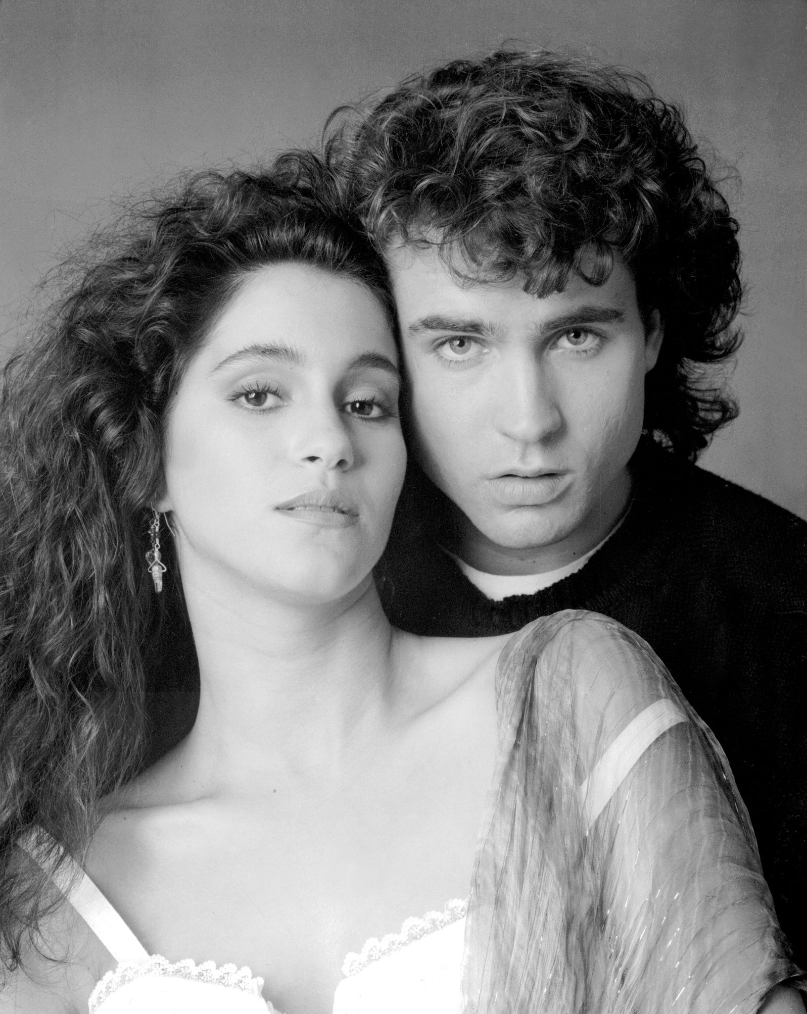 Jami Gertz and Jason Patric in The Lost Boys (1987)