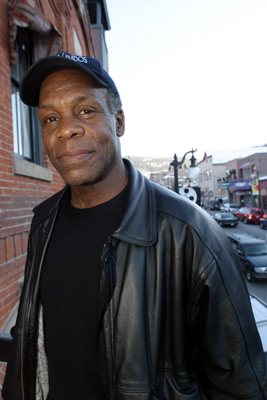 Danny Glover at event of Saw (2004)