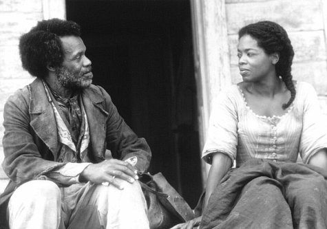 Still of Danny Glover and Oprah Winfrey in Beloved (1998)