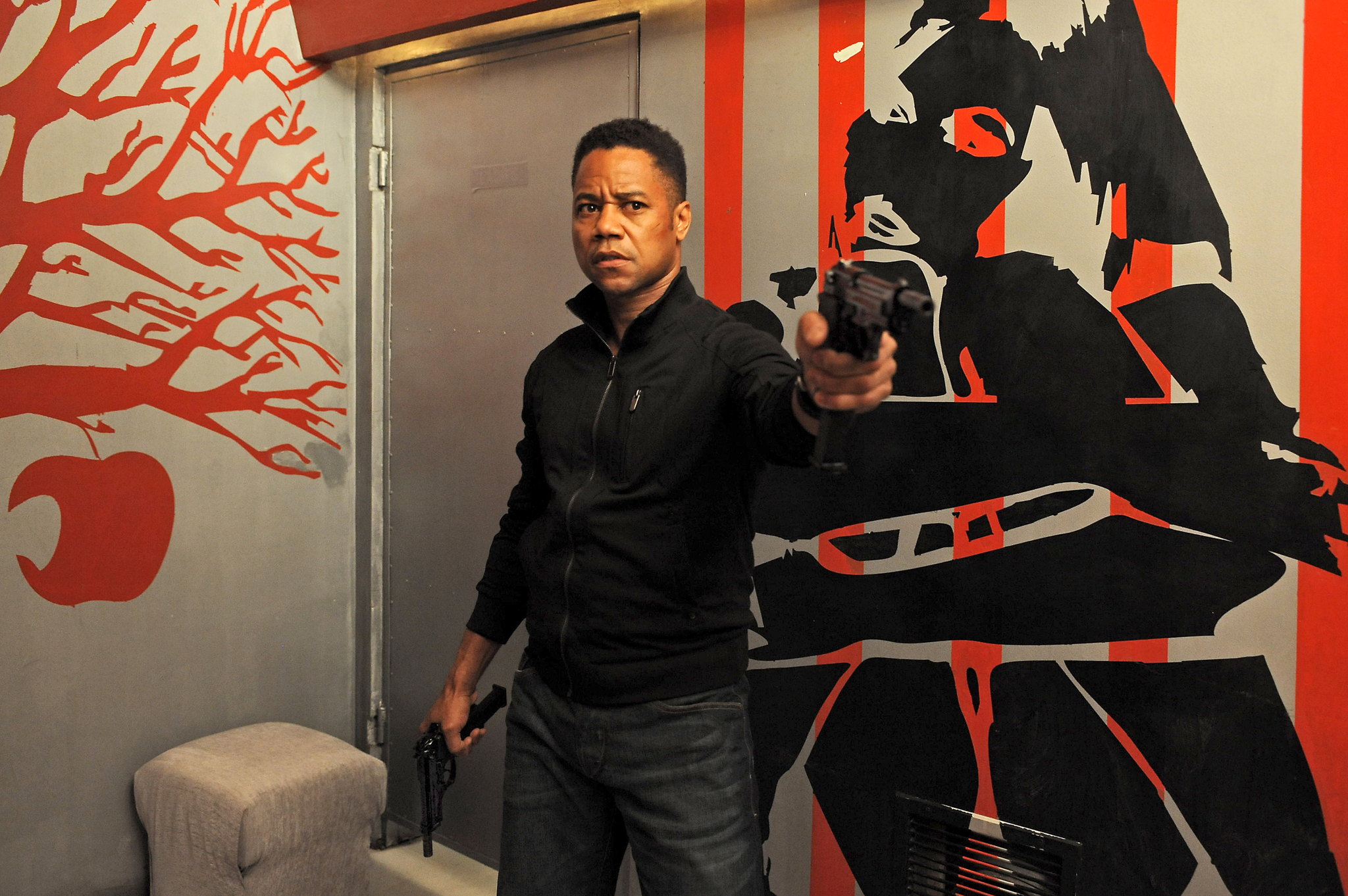 Still of Cuba Gooding Jr. in One in the Chamber (2012)