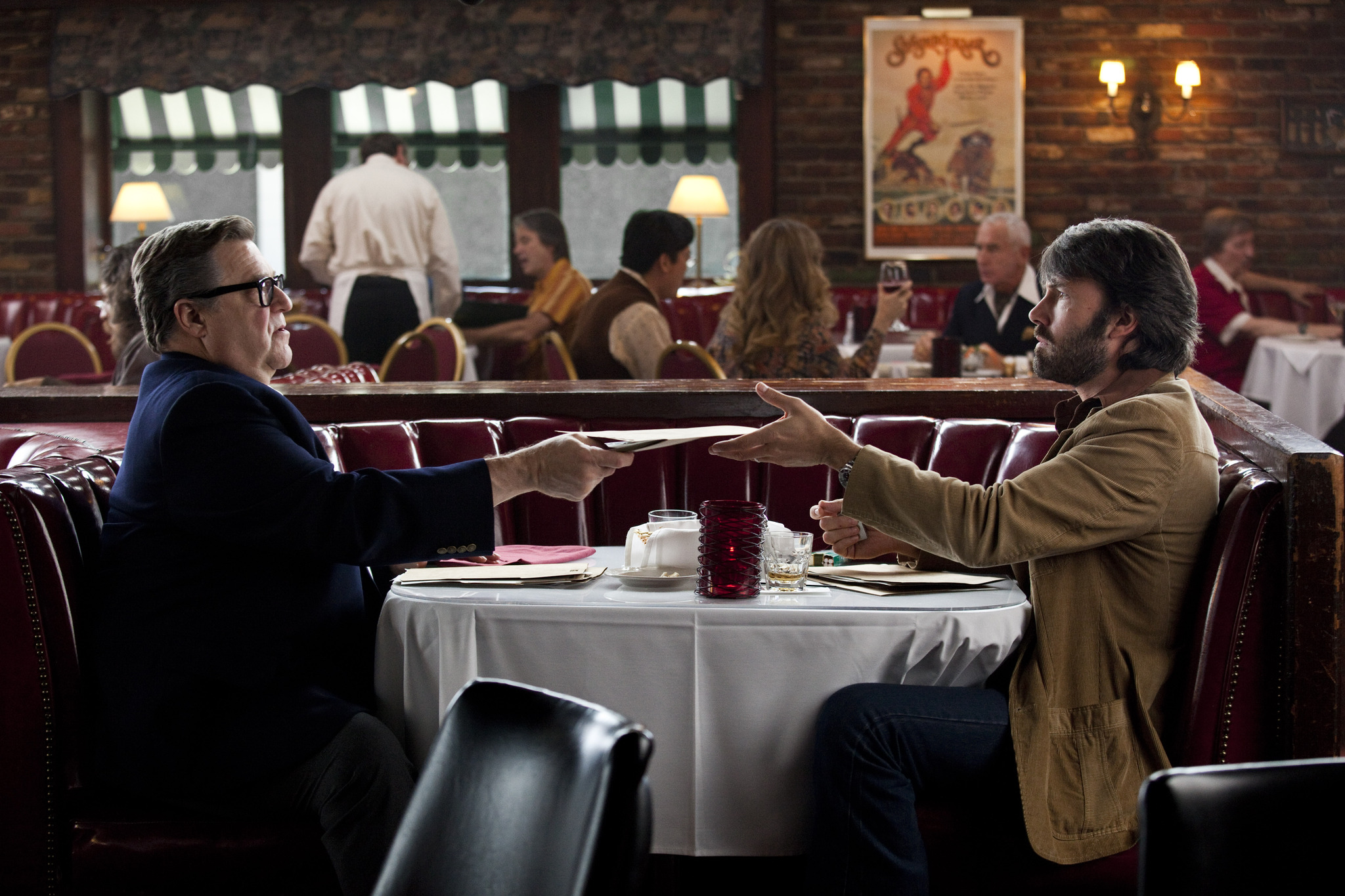 Still of Ben Affleck and John Goodman in Argo (2012)