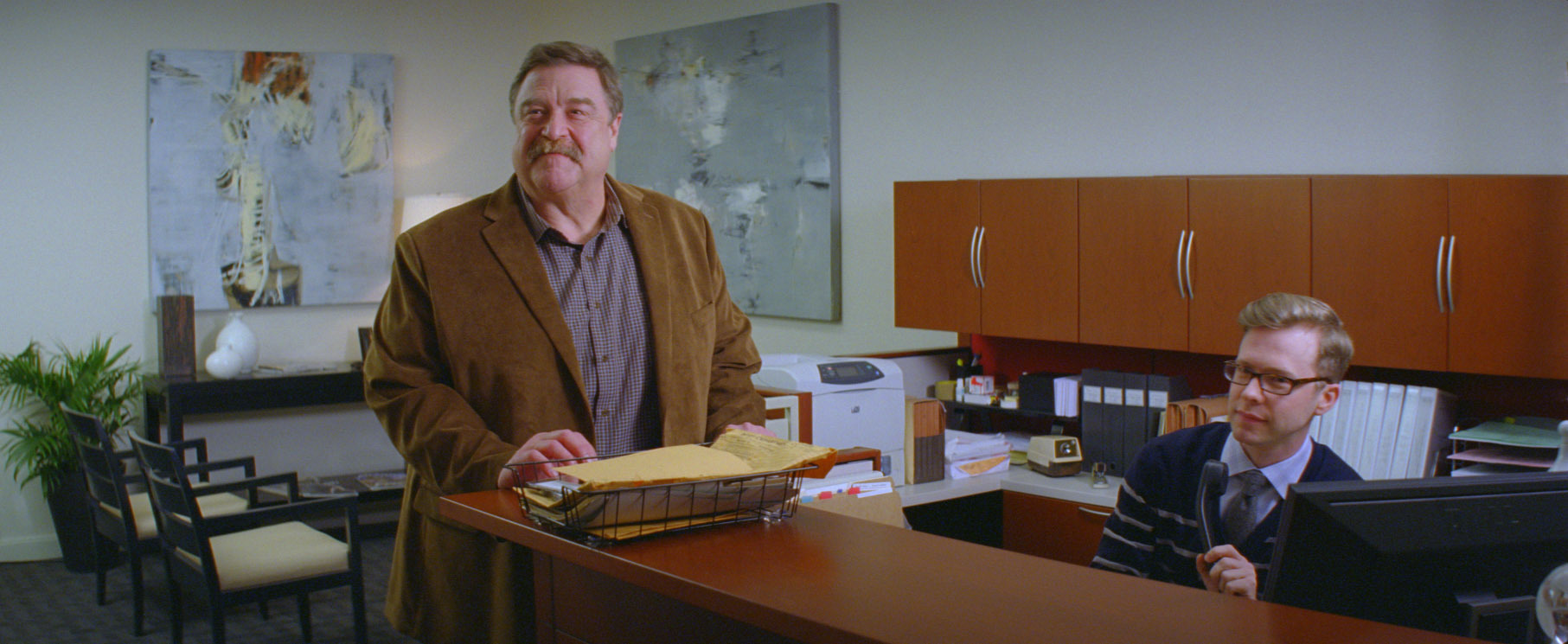 Still of John Goodman and Clifton Guterman in Trouble with the Curve (2012)