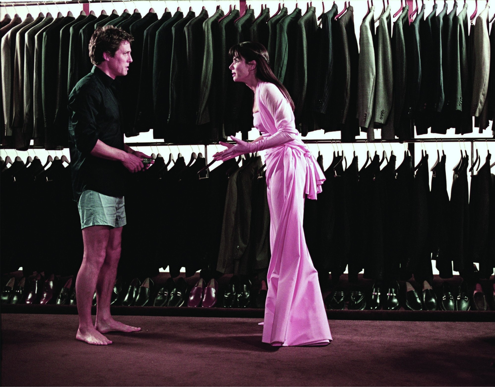Still of Sandra Bullock and Hugh Grant in Isimyleti per dvi savaites (2002)