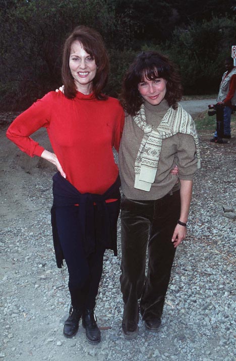 Jennifer Grey and Lesley Ann Warren