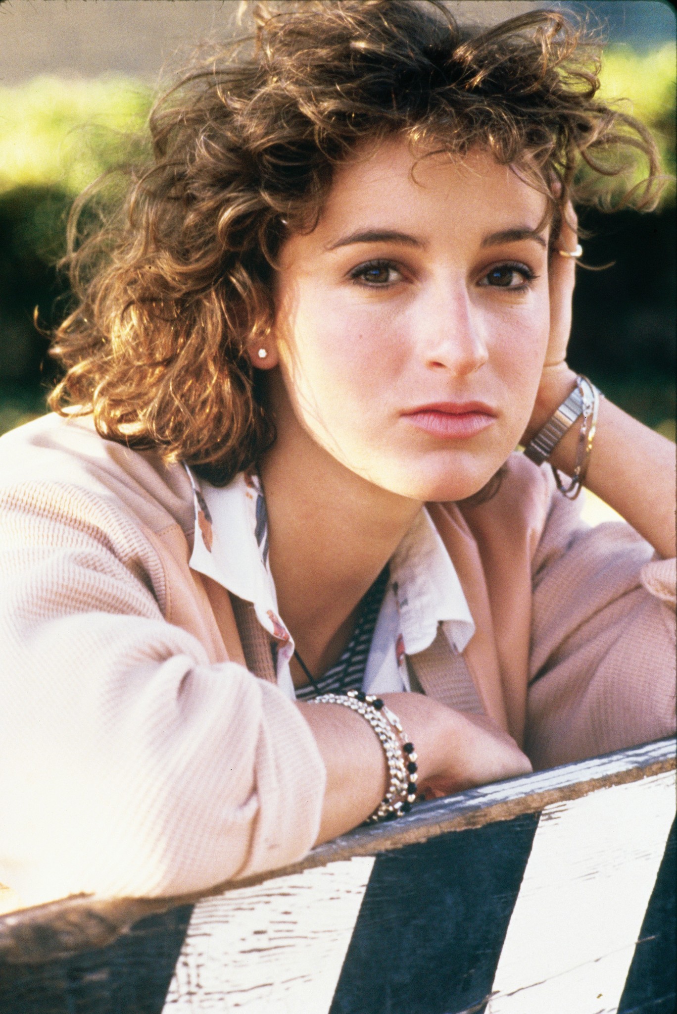 Still of Jennifer Grey in Ferris Bueller's Day Off (1986)