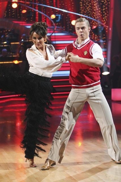 Still of Jennifer Grey and Derek Hough in Dancing with the Stars (2005)