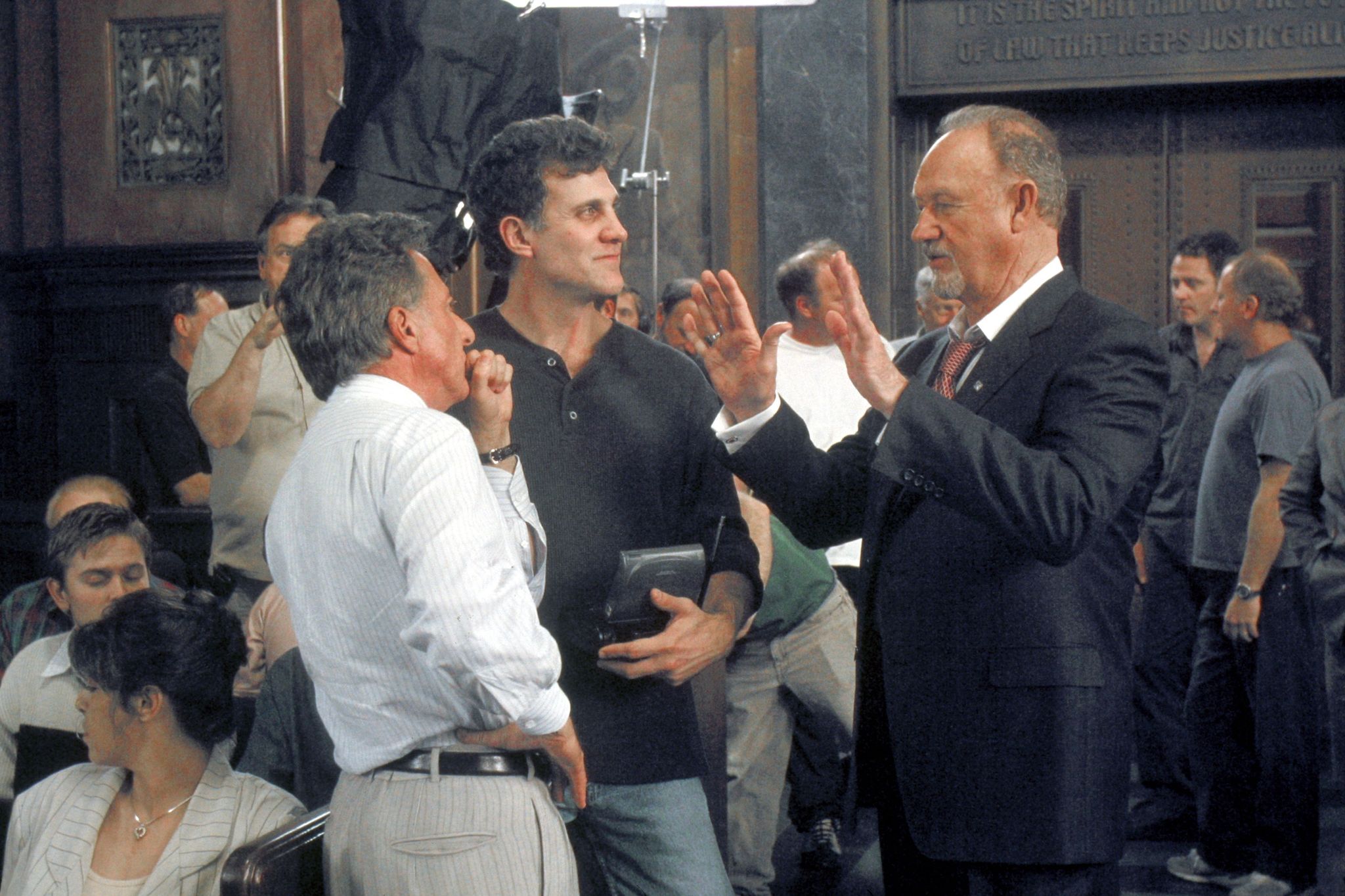 Still of Dustin Hoffman, Gene Hackman and Gary Fleder in Runaway Jury (2003)