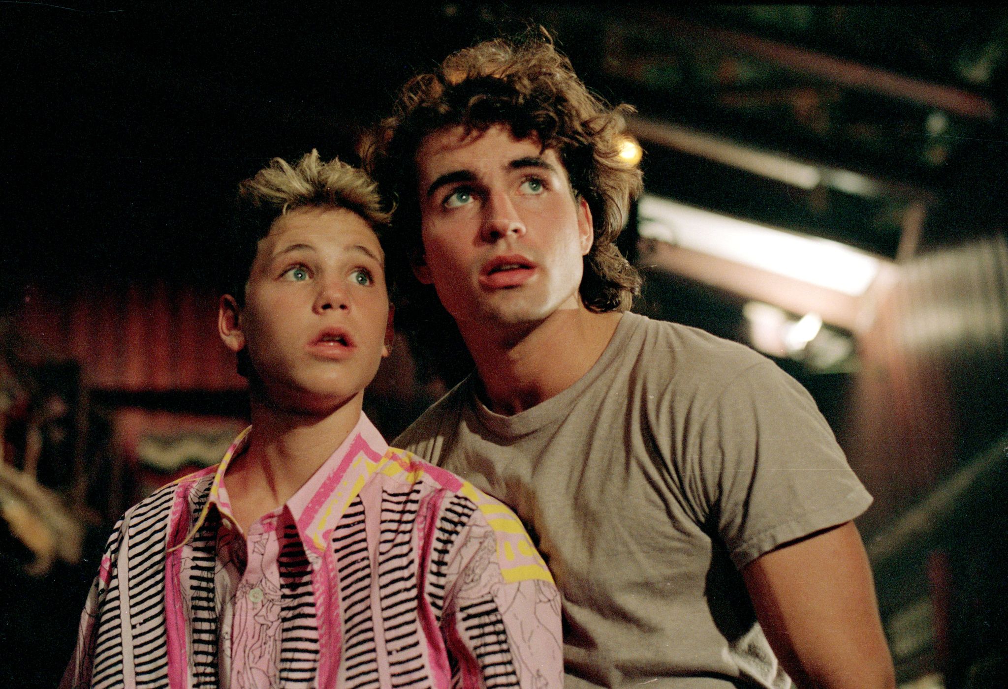 Still of Corey Haim and Jason Patric in The Lost Boys (1987)