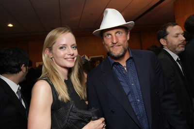 Woody Harrelson and Marley Shelton at event of Milk (2008)