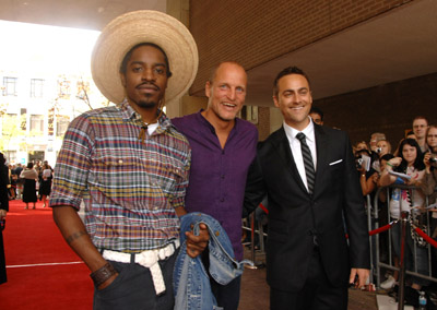 Woody Harrelson, André Benjamin and Stuart Townsend at event of Battle in Seattle (2007)