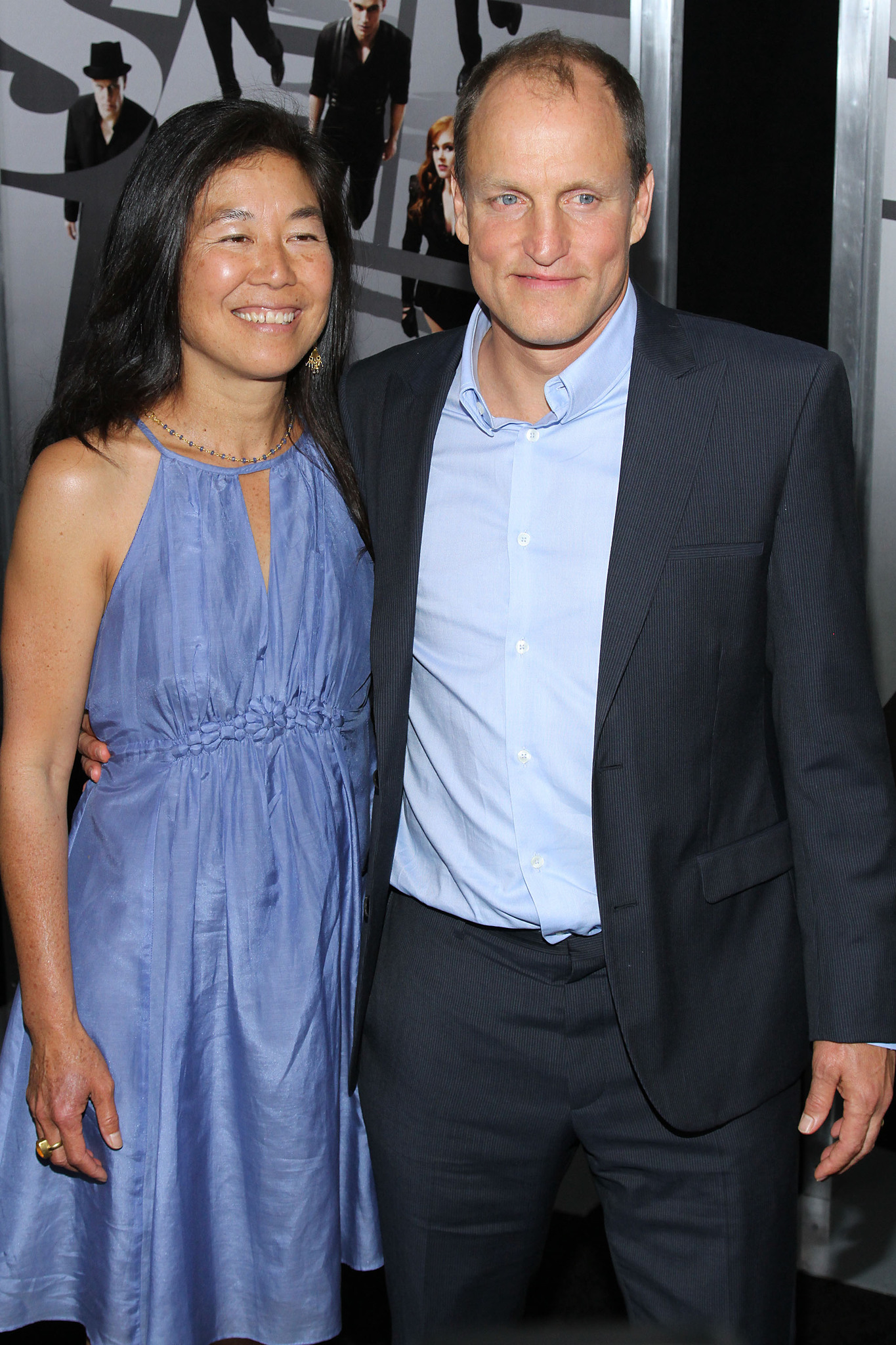Woody Harrelson and Laura Louie at event of Apgaules meistrai (2013)