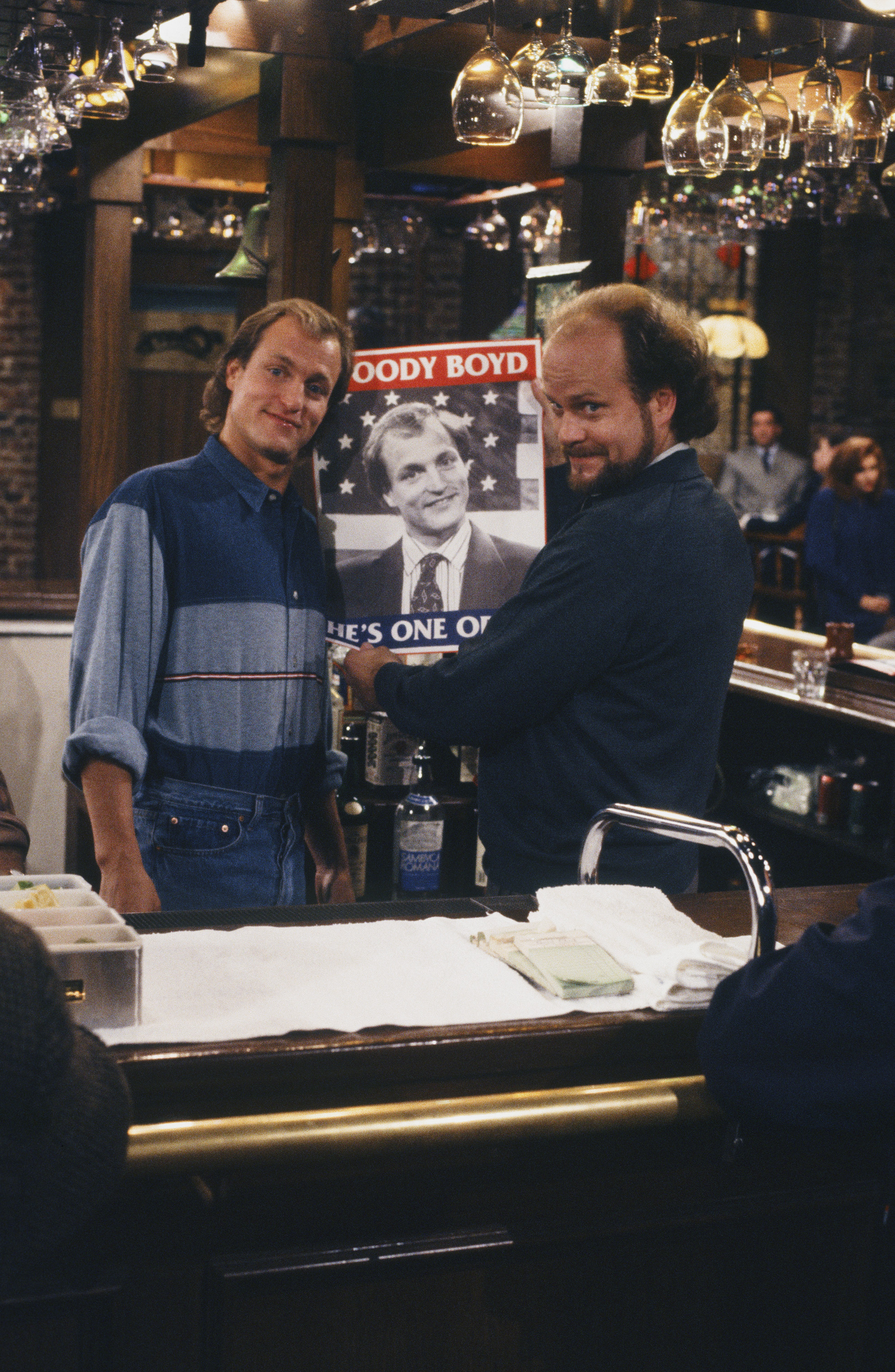 Still of Woody Harrelson and Kelsey Grammer in Cheers (1982)