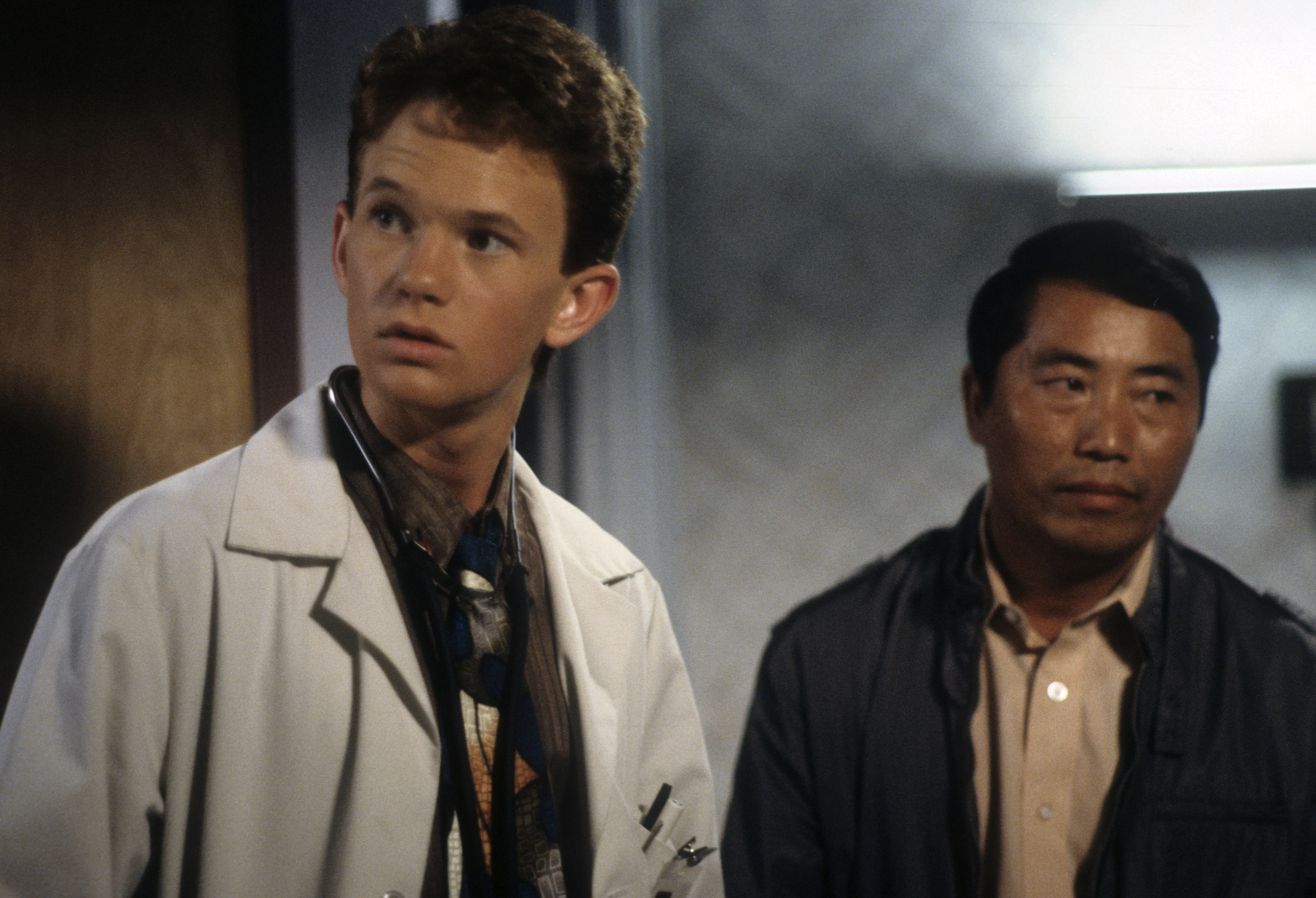Still of Neil Patrick Harris and Sao Her in Doogie Howser, M.D. (1989)
