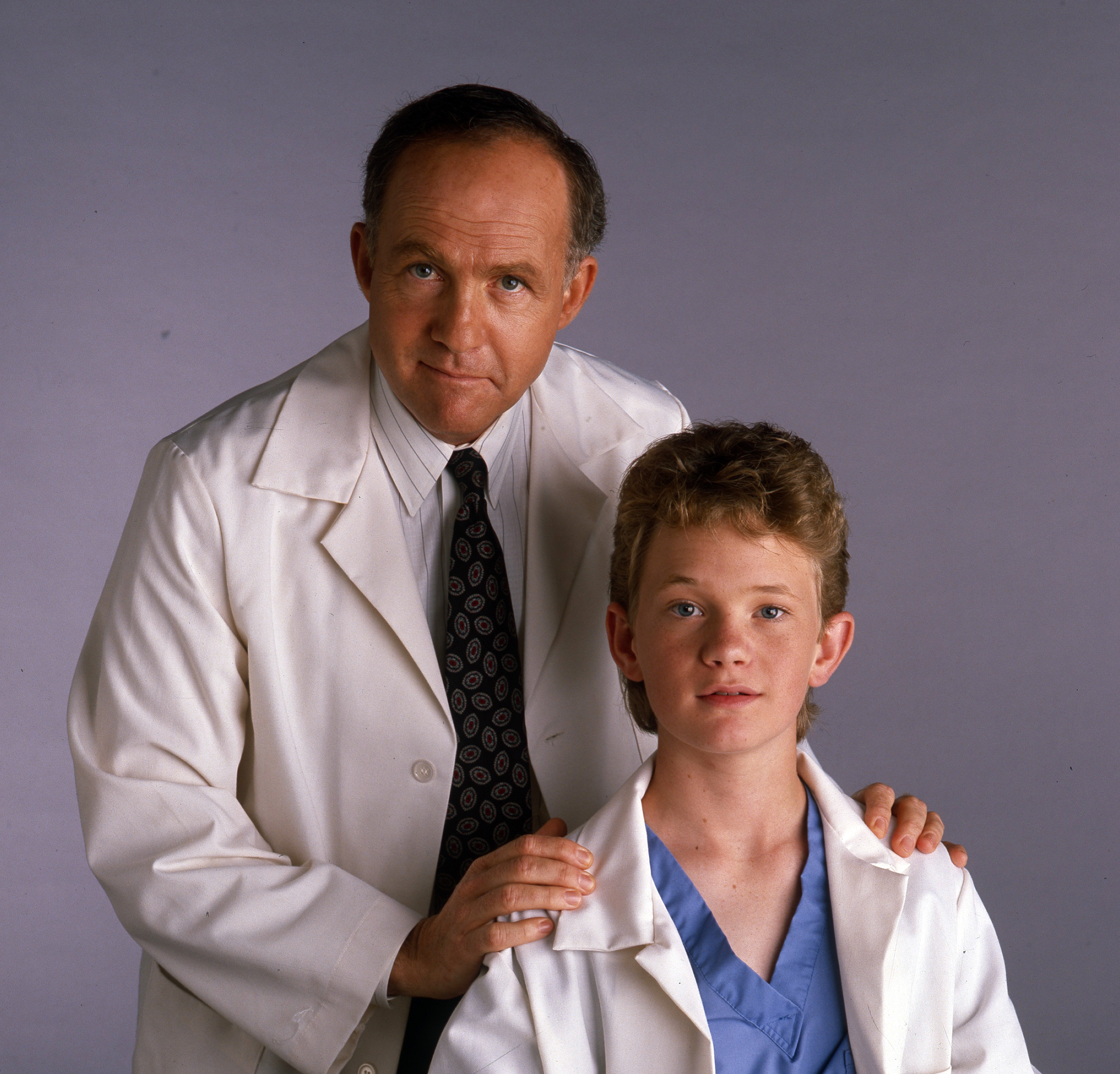 Still of Neil Patrick Harris and Lawrence Pressman in Doogie Howser, M.D. (1989)