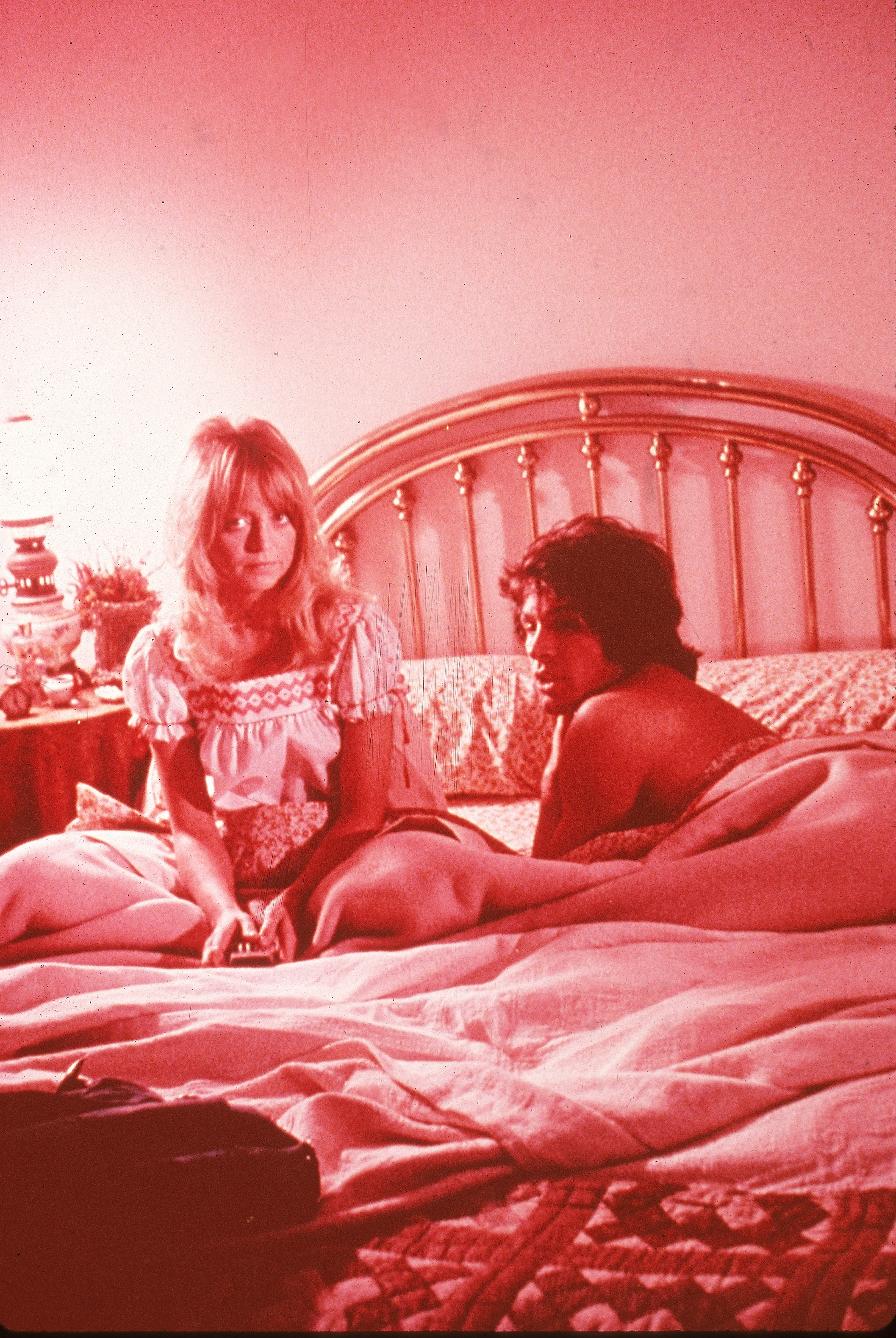 Still of Goldie Hawn and Warren Beatty in Shampoo (1975)