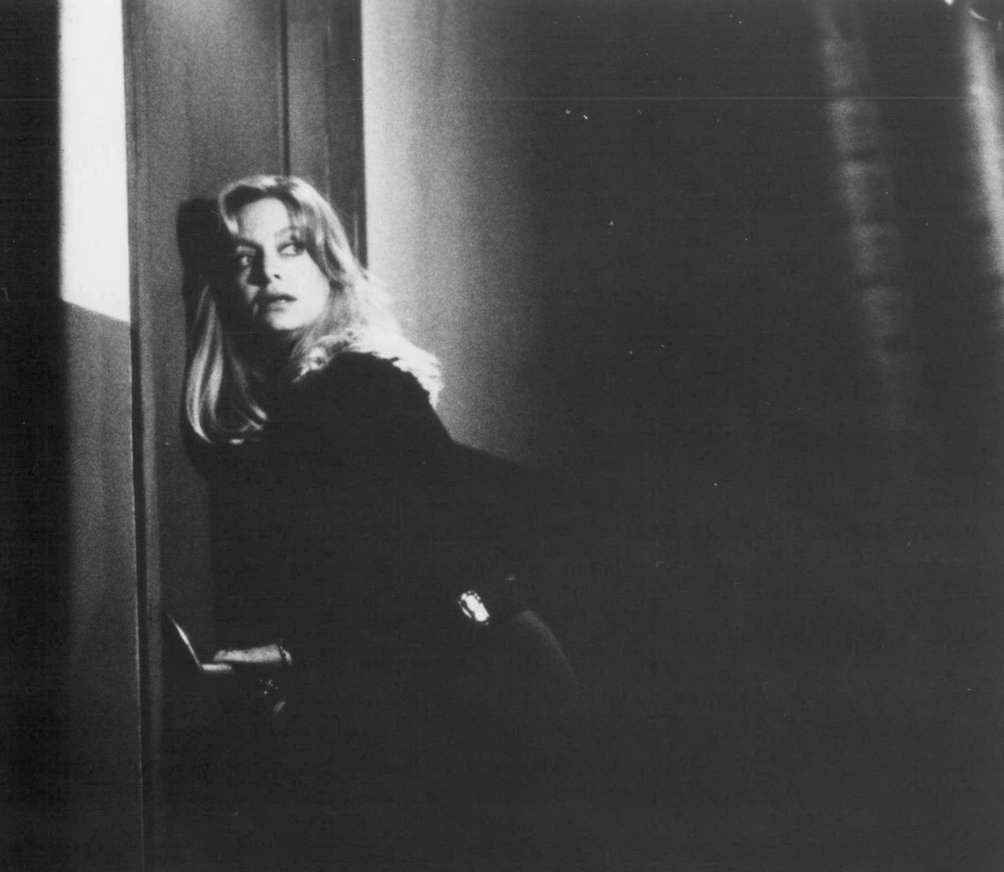 Still of Goldie Hawn in Deceived (1991)
