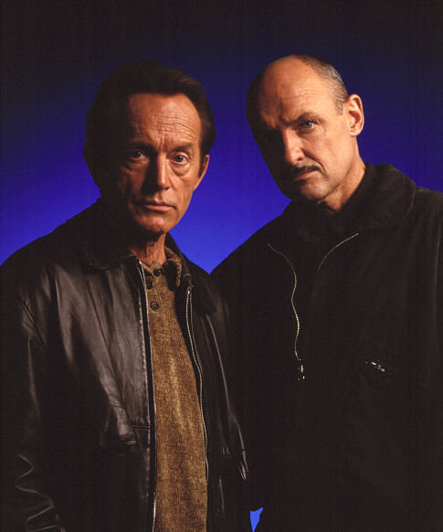 Lance Henriksen and Terry O'Quinn in Millennium (1996)