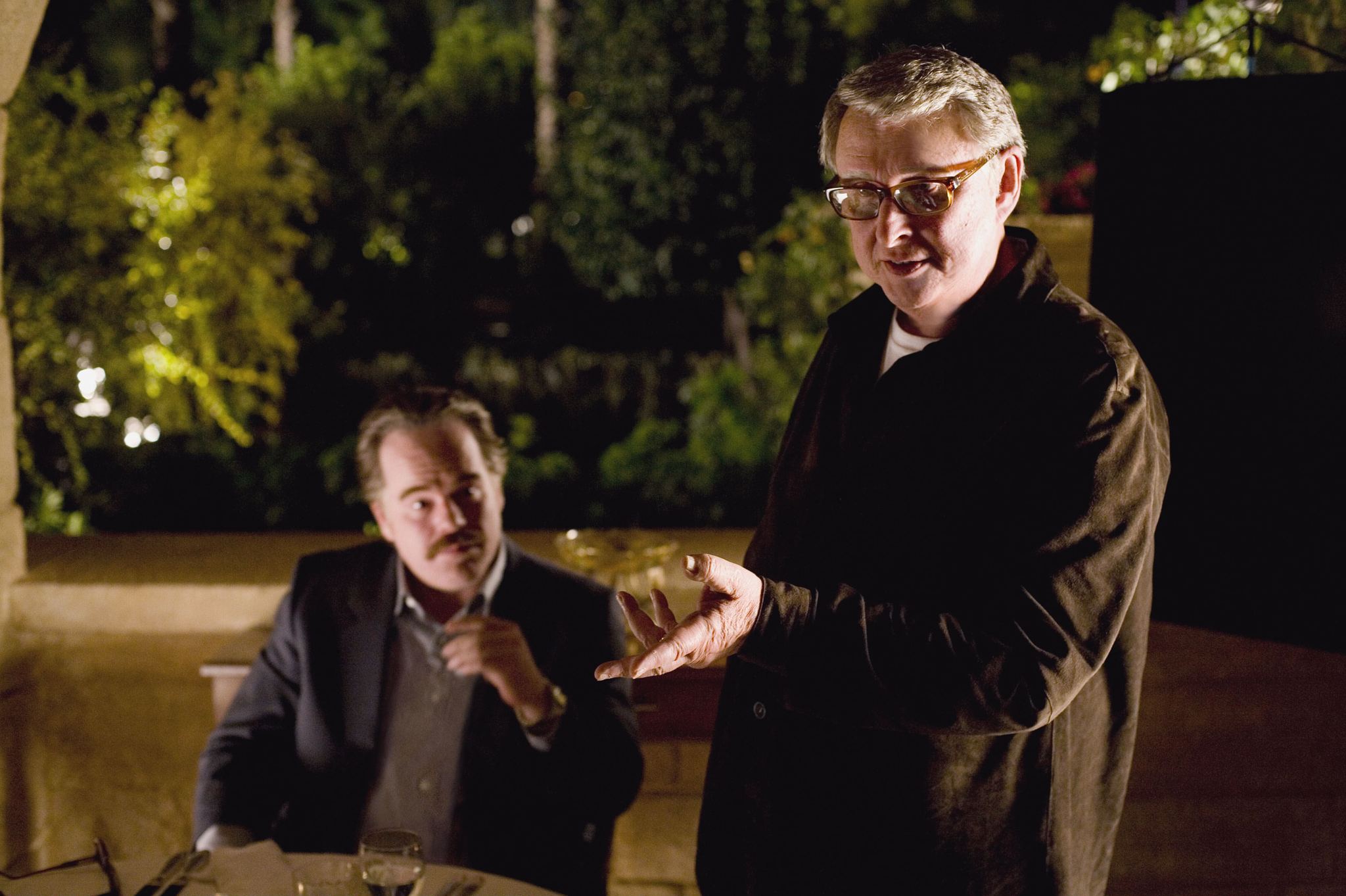 Still of Philip Seymour Hoffman and Mike Nichols in Charlie Wilson's War (2007)