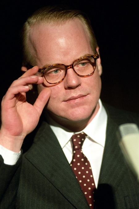 Still of Philip Seymour Hoffman in Capote (2005)