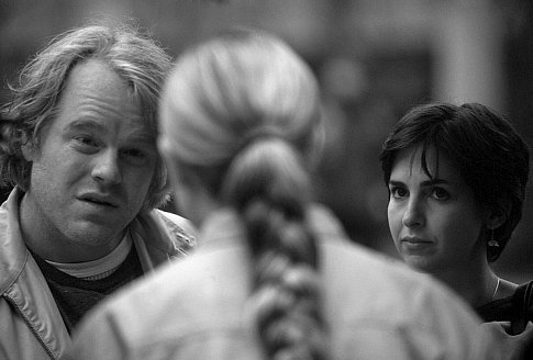 Still of Philip Seymour Hoffman and Sarah Koskoff in Love Liza (2002)