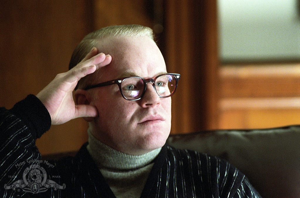 Still of Philip Seymour Hoffman in Capote (2005)