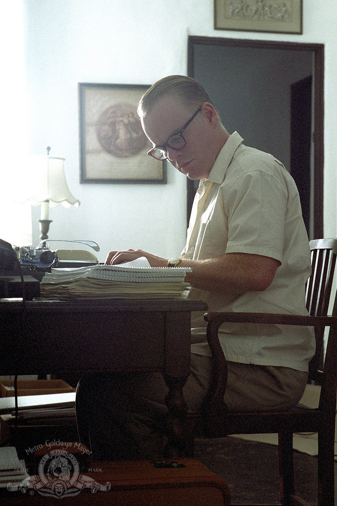 Still of Philip Seymour Hoffman in Capote (2005)