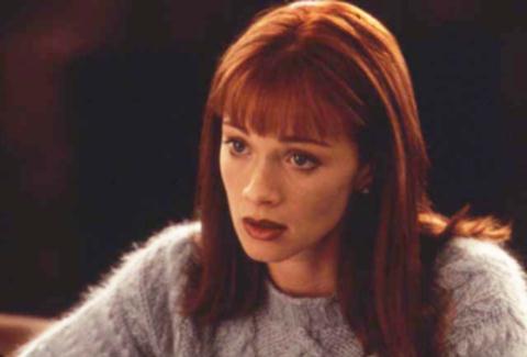 Lauren Holly as Darian Smalls