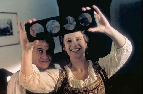 Still of Ian Holm and Iben Hjejle in The Emperor's New Clothes (2001)