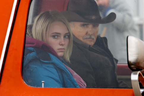 Still of Dennis Hopper and AnnaSophia Robb in Sleepwalking (2008)