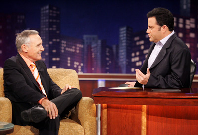 Dennis Hopper and Jimmy Kimmel at event of Jimmy Kimmel Live! (2003)