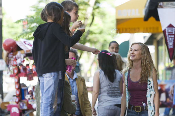 Still of Holly Hunter in Saving Grace (2007)