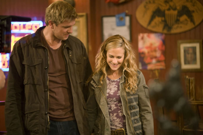 Still of Holly Hunter and Kenny Johnson in Saving Grace (2007)