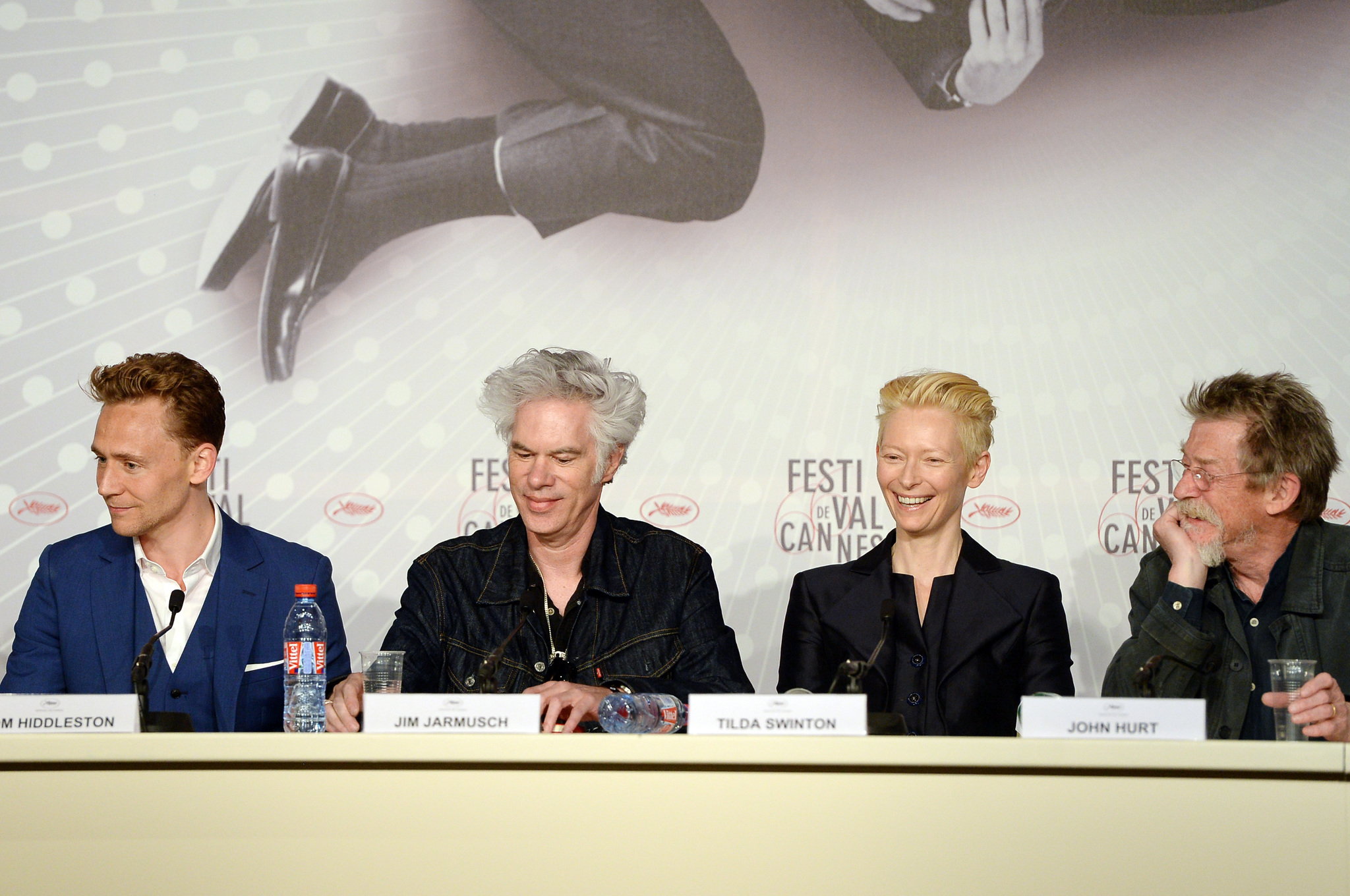 John Hurt, Jim Jarmusch, Tilda Swinton and Tom Hiddleston at event of Isgyvena tik mylintys (2013)