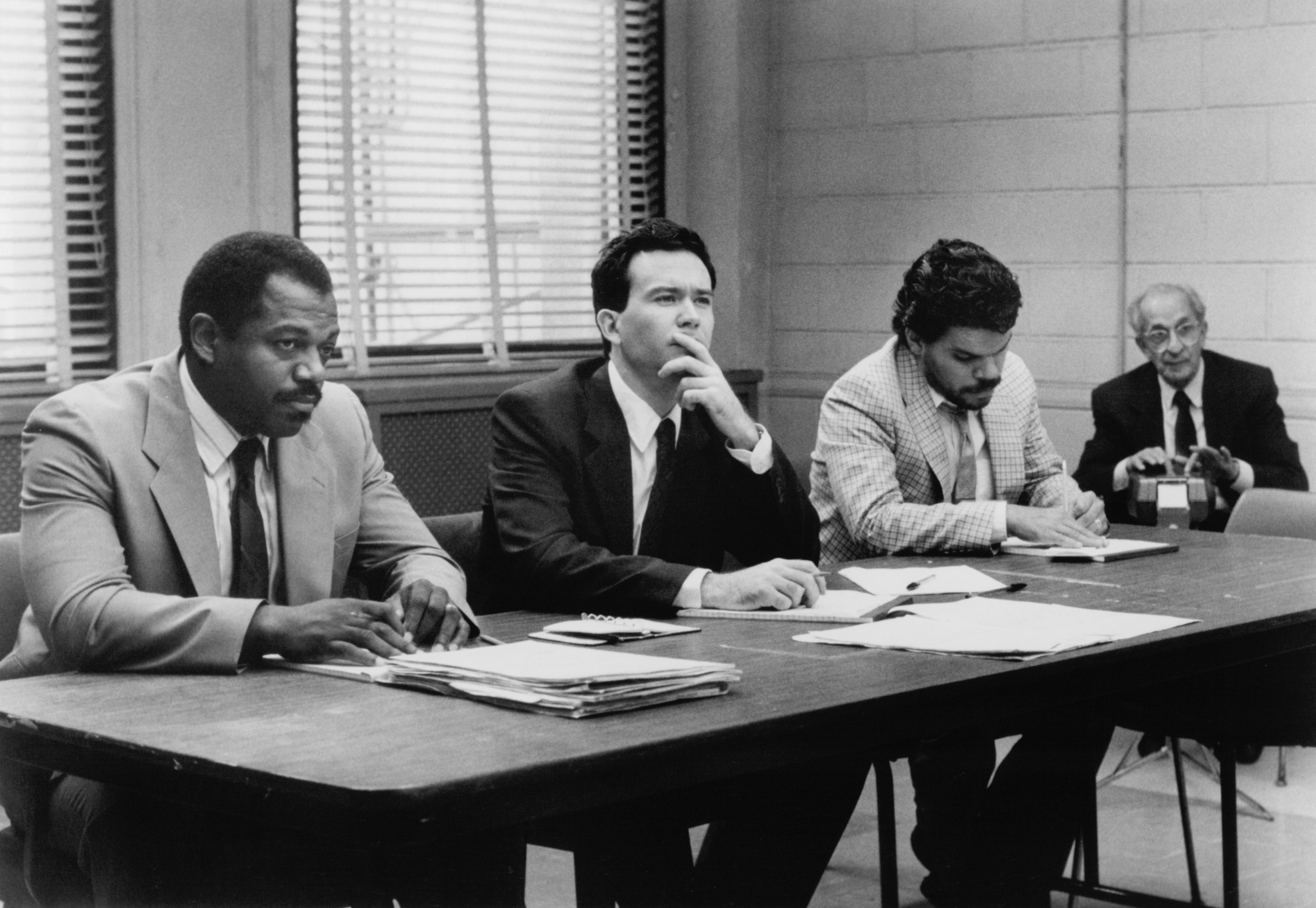 Still of Timothy Hutton and Luis Guzmán in Q & A (1990)