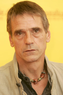 Jeremy Irons at event of The Merchant of Venice (2004)