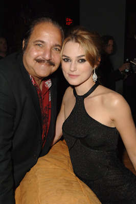 Ron Jeremy and Keira Knightley at event of Domino (2005)