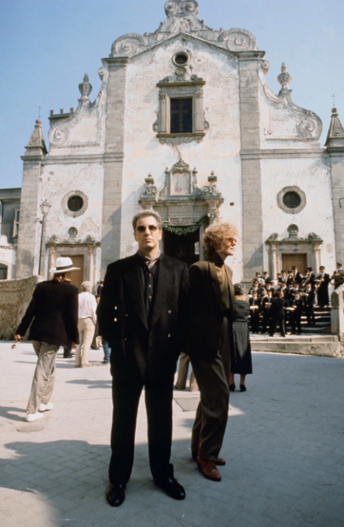 Still of Al Pacino and Diane Keaton in Krikstatevis III (1990)