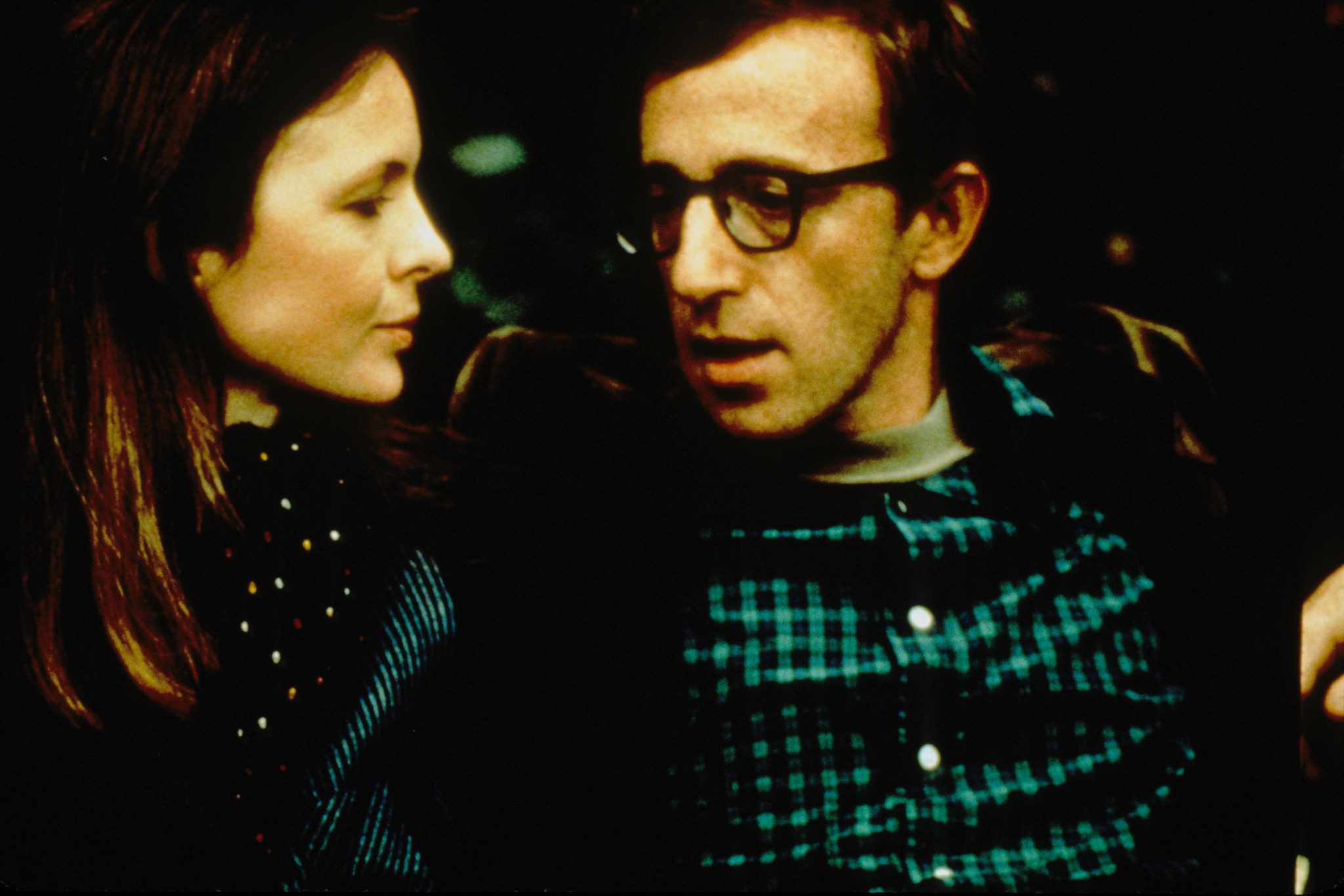 Still of Woody Allen and Diane Keaton in Ane Hol (1977)