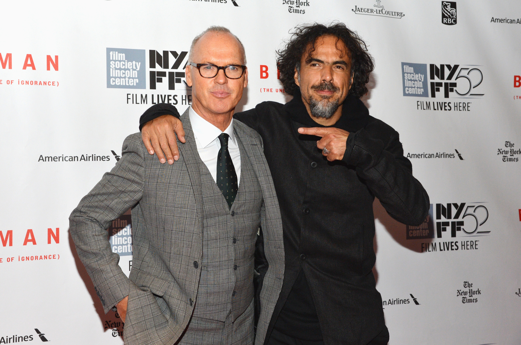Michael Keaton and Alejandro González Iñárritu at event of Zmogus-paukstis (2014)