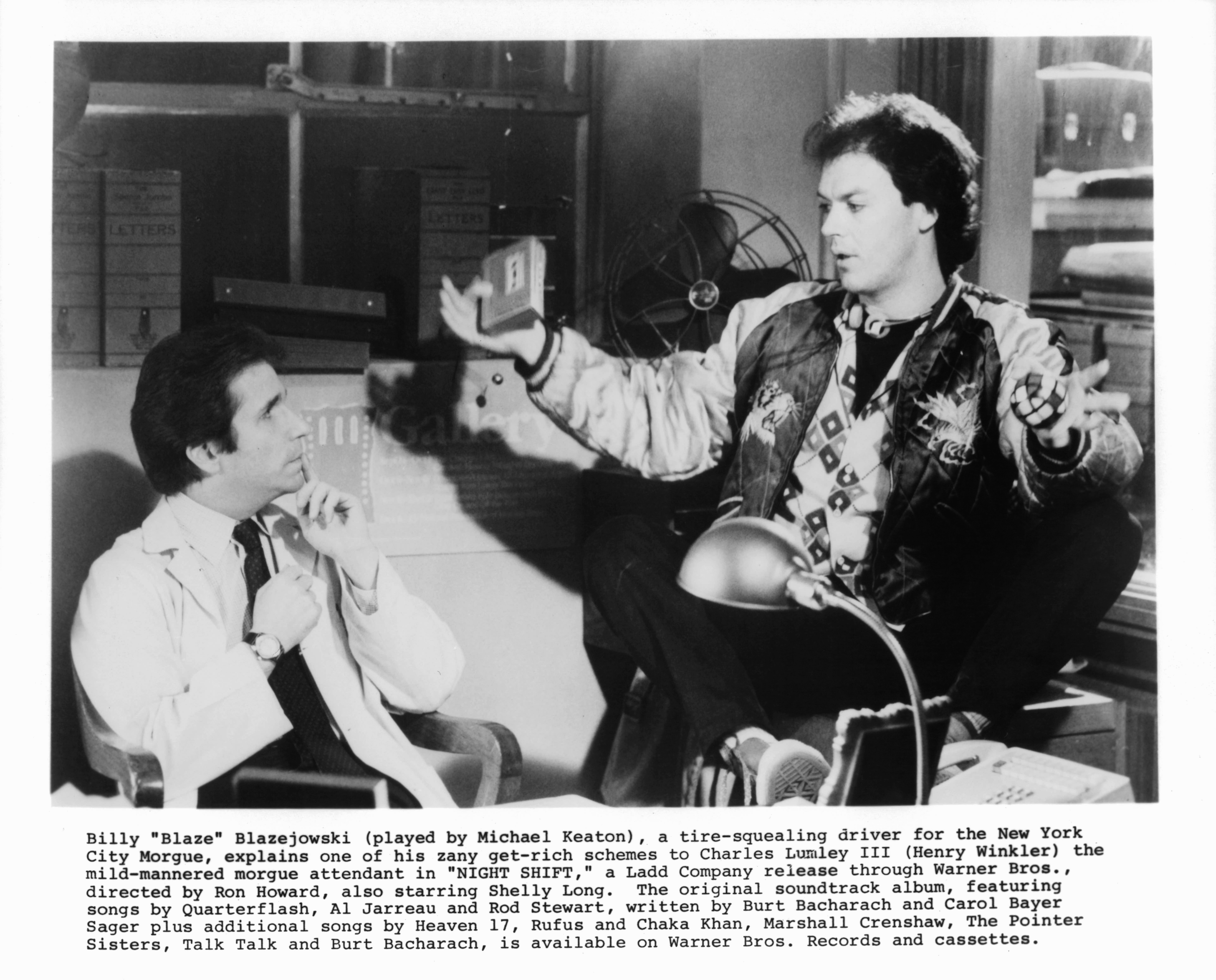 Still of Michael Keaton and Henry Winkler in Night Shift (1982)