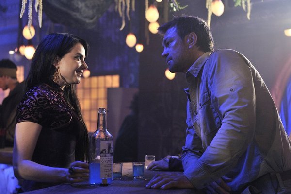 Still of Mia Kirshner and Grant Bowler in Defiance (2013)