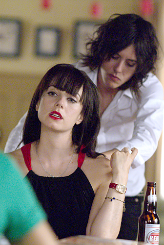 Still of Mia Kirshner and Katherine Moennig in The L Word (2004)